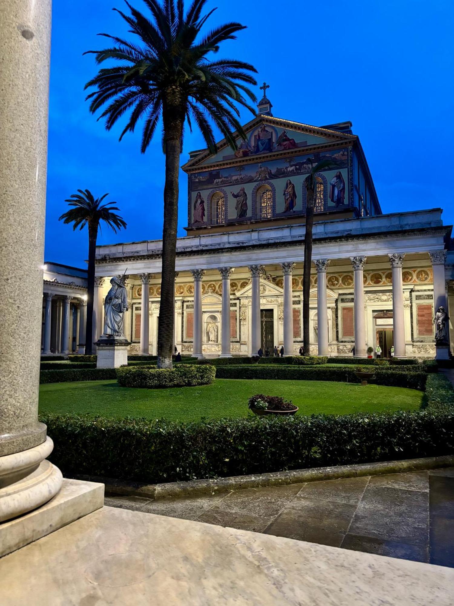 Gateway To Rome'S Treasures Apartment Luaran gambar
